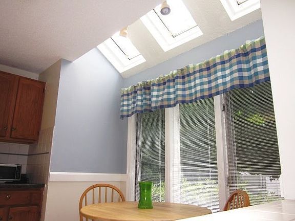 Kitchen Dining Skylit