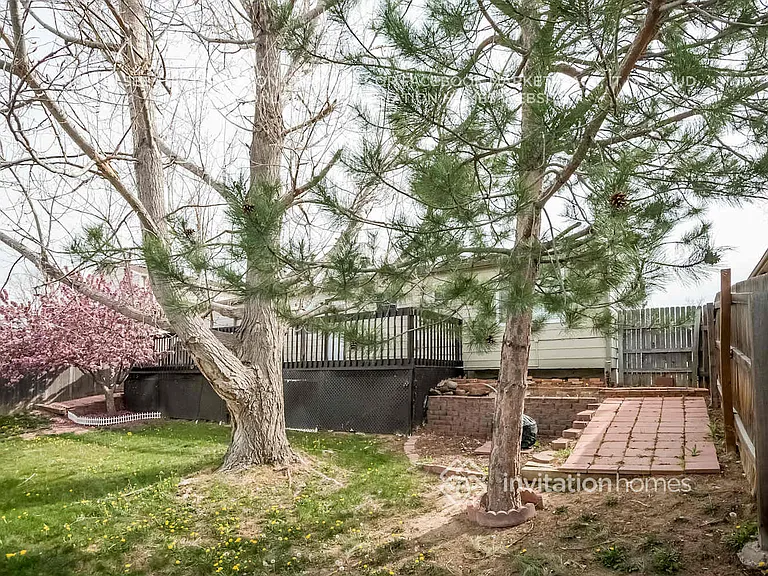 5004 S Richfield Cir — Photo 20