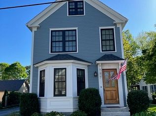 10 Oak St, Newburyport, MA 01950