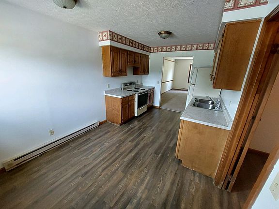 4th image of 85 New St #2