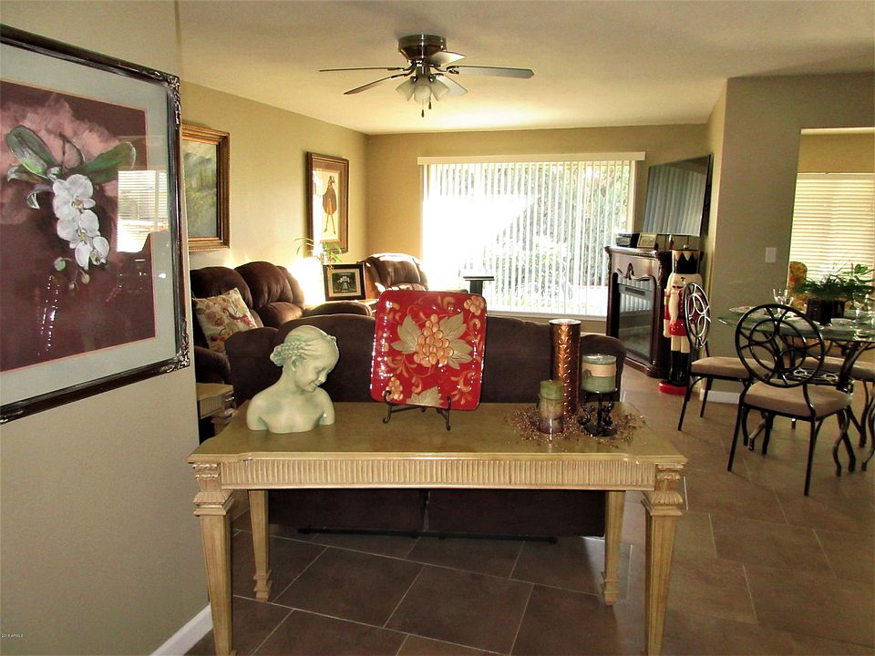 1st image of 10459 W Cumberland Dr