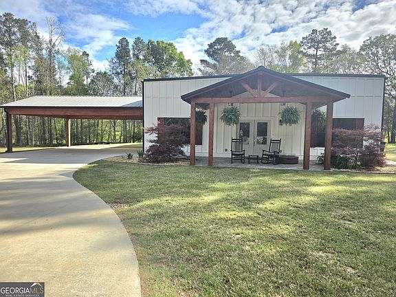 2nd image of 3060 Eatonton Rd