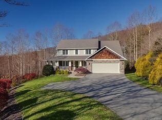 138 Twin Courts Dr, Weaverville, NC 28787
