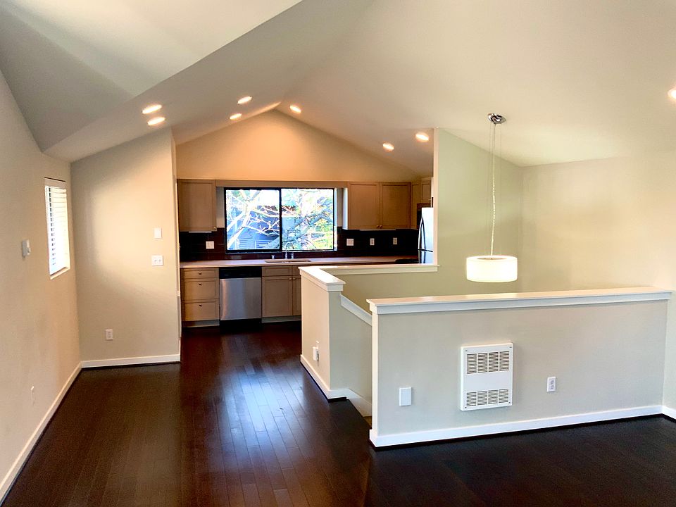 1st image of 3636A Beach Dr SW #A