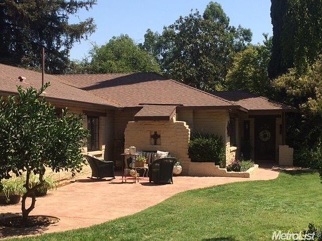 1st image of 13137 E Kettleman Ln