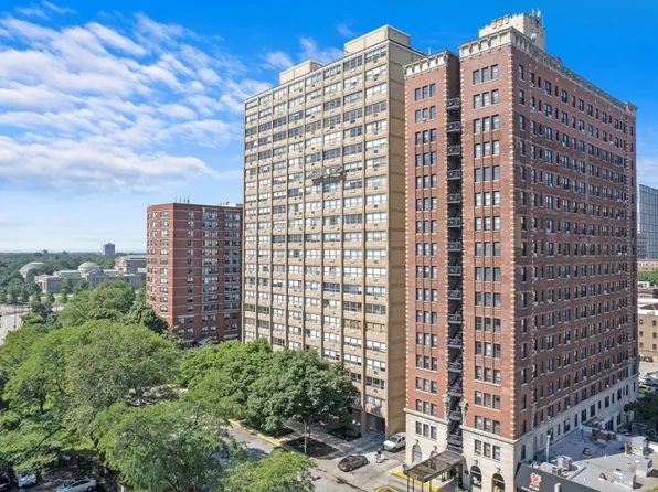 5532 S Shore Dr APT 6E, Chicago, IL 60637