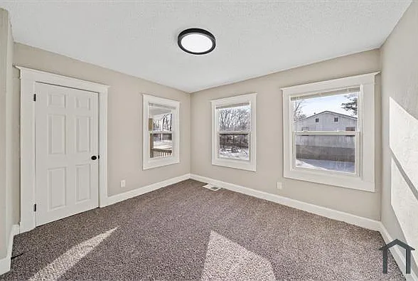 2713 Elmwood Ave — Photo 17