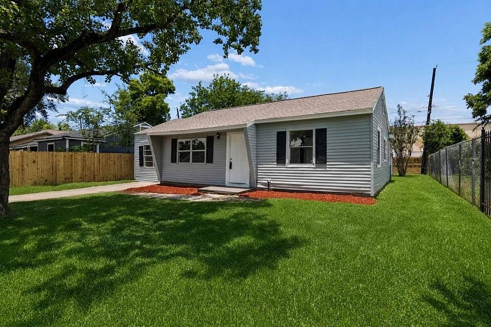 1st image of 8539 Berndale St