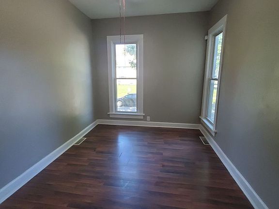 4th image of 855 N 24th St
