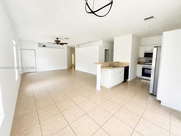 12572 Shoreline Dr #107 — Photo 11