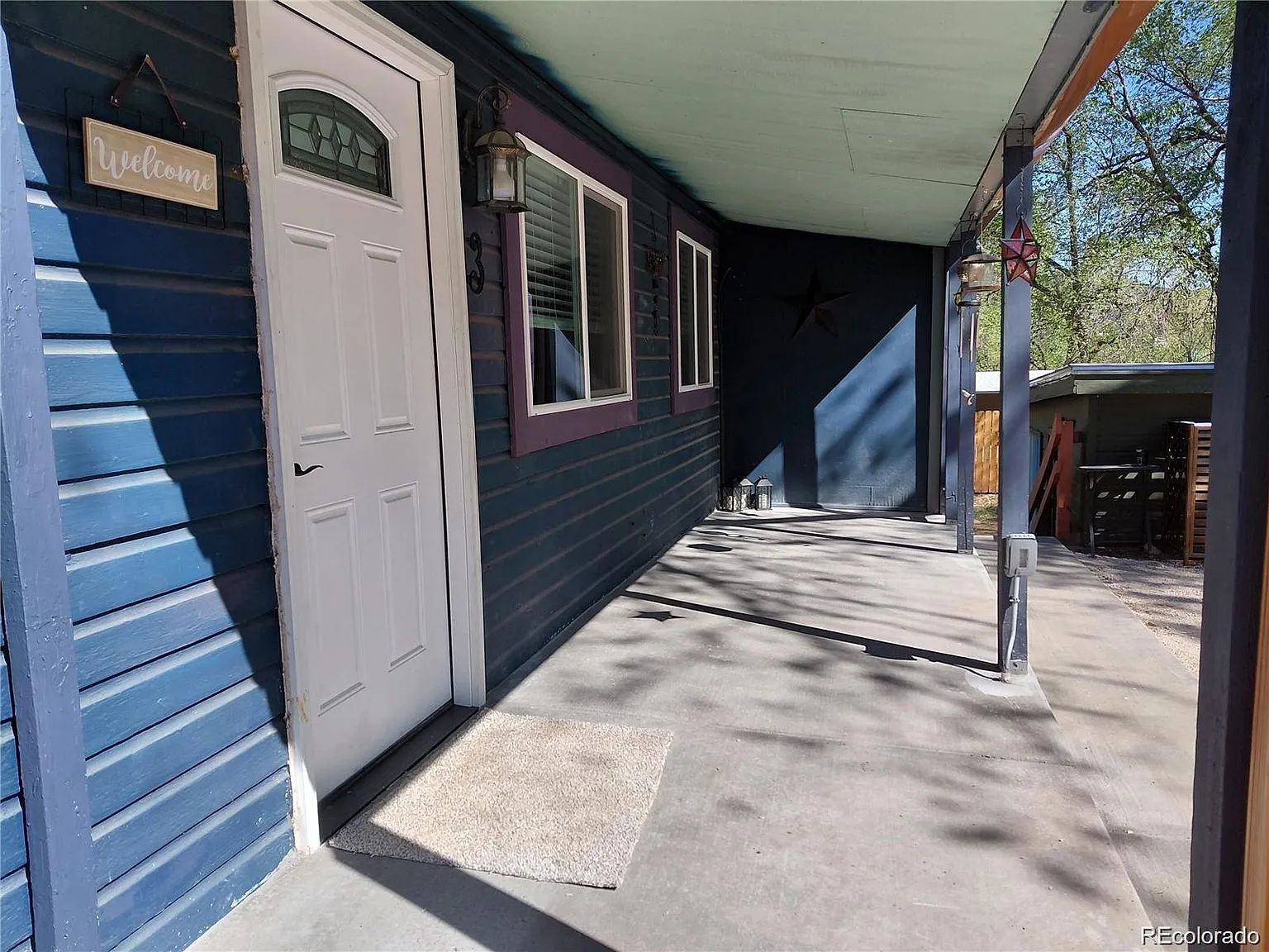 2 bed, 1.0 bath, 1255 sqft, $2,195 — Photo 2
