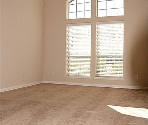 3rd image of 7419 Rain Drop Ct