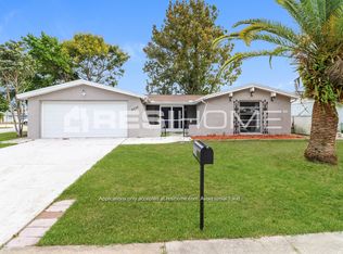 9200 Greenbriar Ln, Port Richey, FL 34668