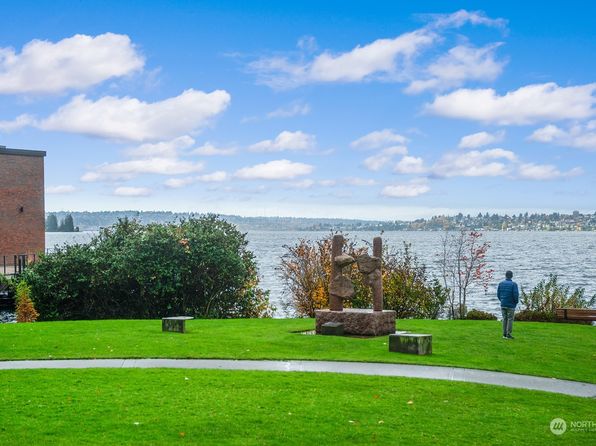 5535 Lake Washington Boulevard NE #302, Kirkland, WA 98033