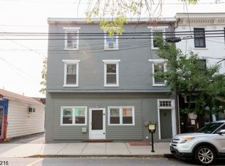 59 N Main St APT 2, Lambertville, NJ 08530