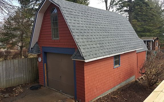 2nd image of 324 Pleasant St