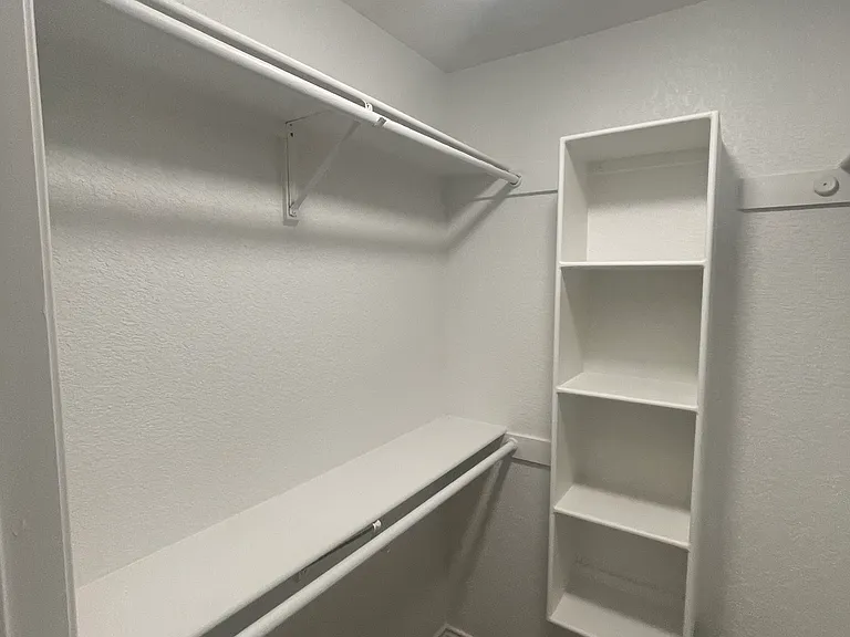 1808 Pearce Ct — Photo 10