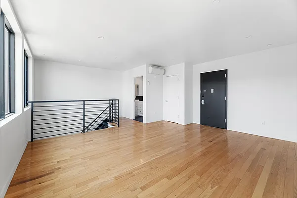 Rented by Living New York | media 21