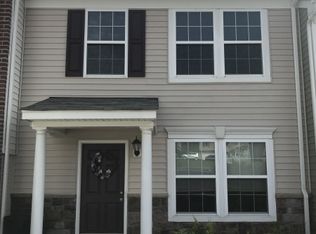 144 Auburn Dr, Morgantown, WV 26501