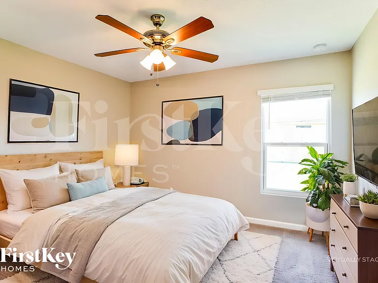 1082 SW Bianca Ave — Photo 14