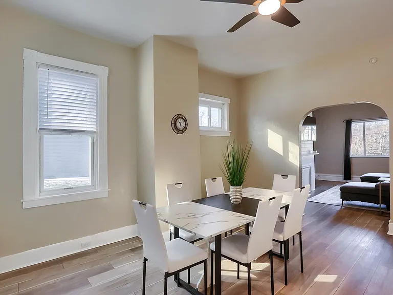 513 Grace St — Photo 14