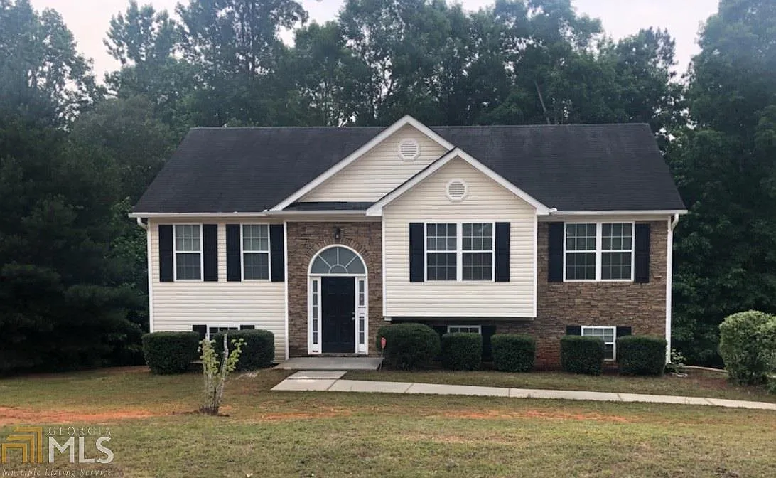 35 Lamar Ln photo 1
