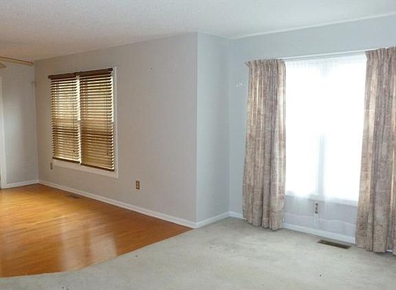 4th image of 167 Old Foxon Rd Unit 29A