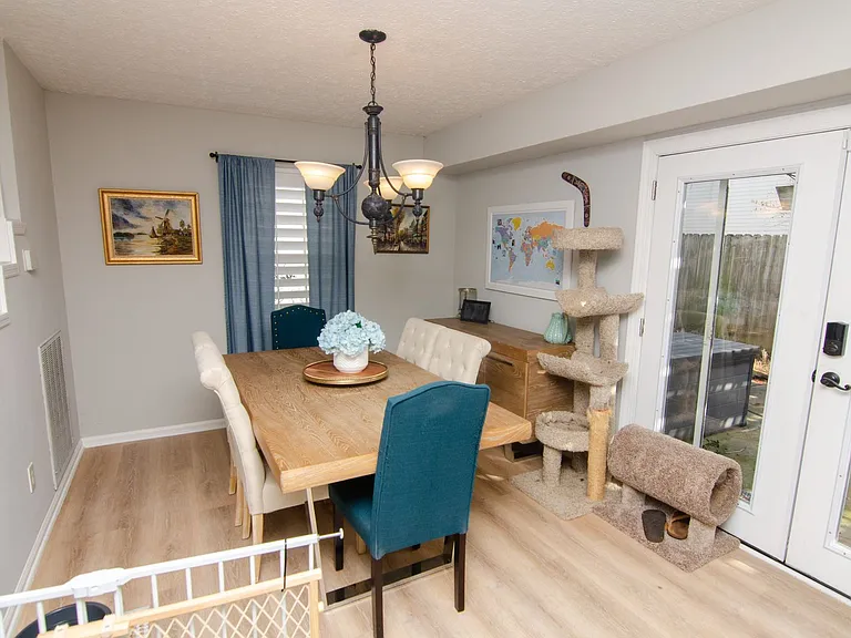 609 Spokane Ct — Photo 10