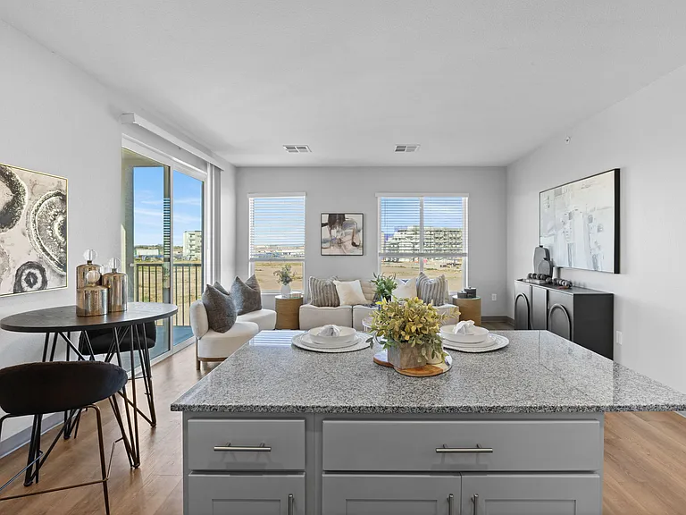 Copa Flats — Photo 13
