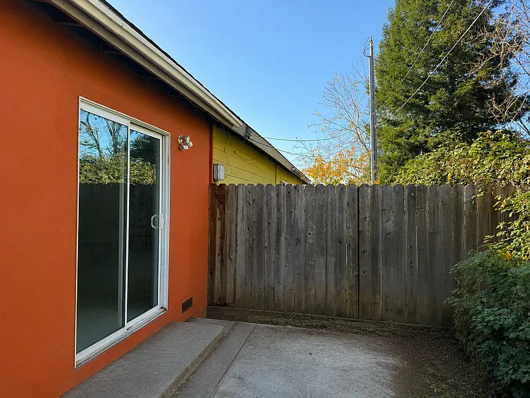 3320 Mendocino Ave #B — Photo 8