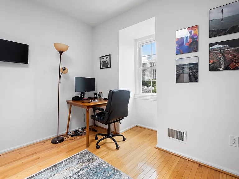 2103 Green St #3F — Photo 28