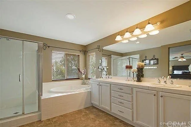 32849 Northshire Cir — Photo 23
