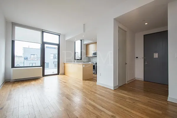 Rented by Brick&Mortar | media 12