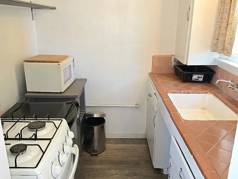 6457 Yucca Ave — Photo 19