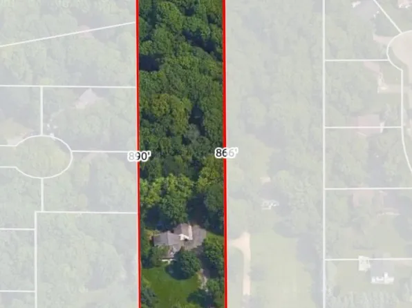 24860 Smithtown Rd, Shorewood, MN 55331