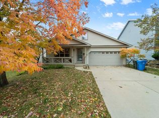 2412 Red Arrow Trl, Fitchburg, WI 53711