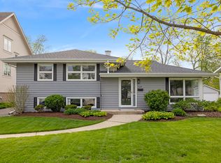 625 Wellner Rd, Naperville, IL 60540