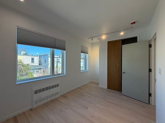 4th image of 1949 67th St Floor 2