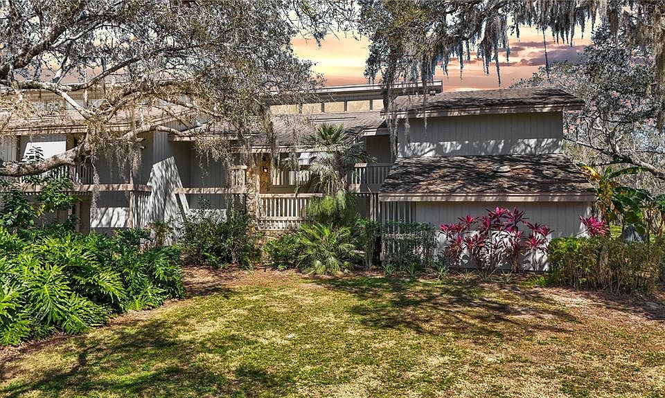 1st image of 4048 ABBEY COURT #4048