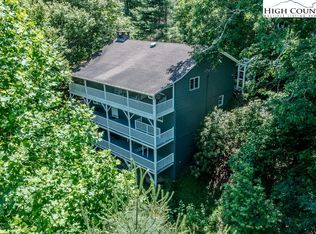 128 Red Rhododendron Rd, Boone, NC 28607