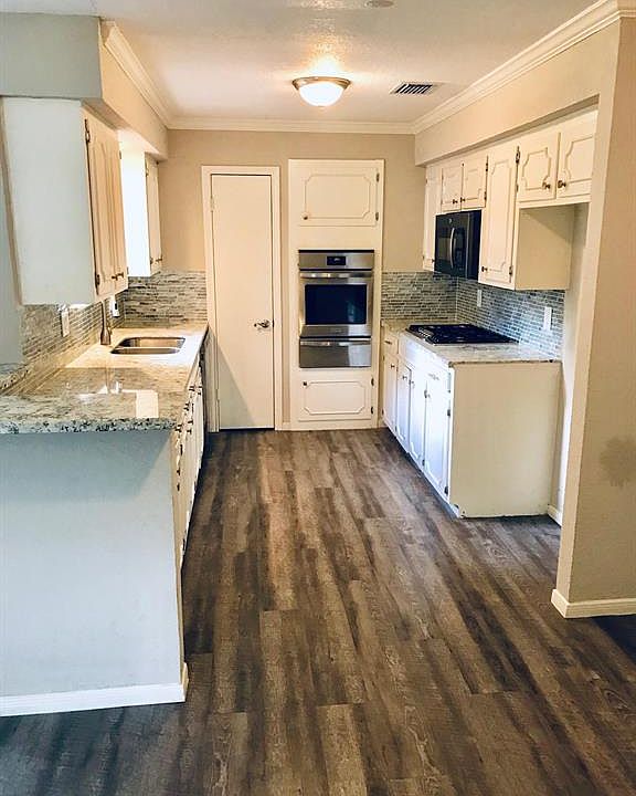 1st image of 3326 Willie Way