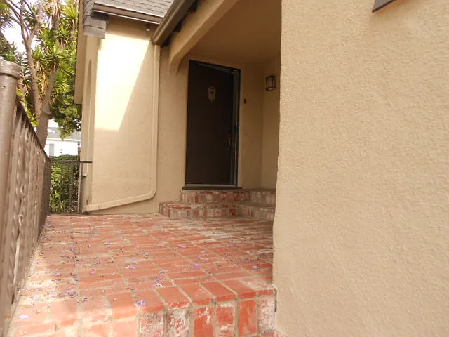 4 bed, 1698 sqft, $6,650 — Photo 4