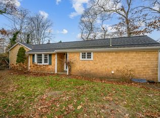 536 Strawberry Hill Rd, Centerville, MA 02632