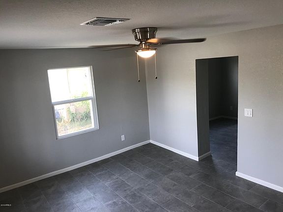 3rd image of 575 N Sirrine