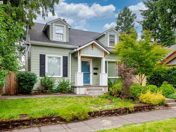 504 W 32nd St, Vancouver, WA 98660