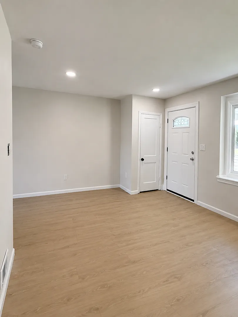 Spacious 2-Bedroom Home with Finished Lower Level & Fenced Yard — Photo 4