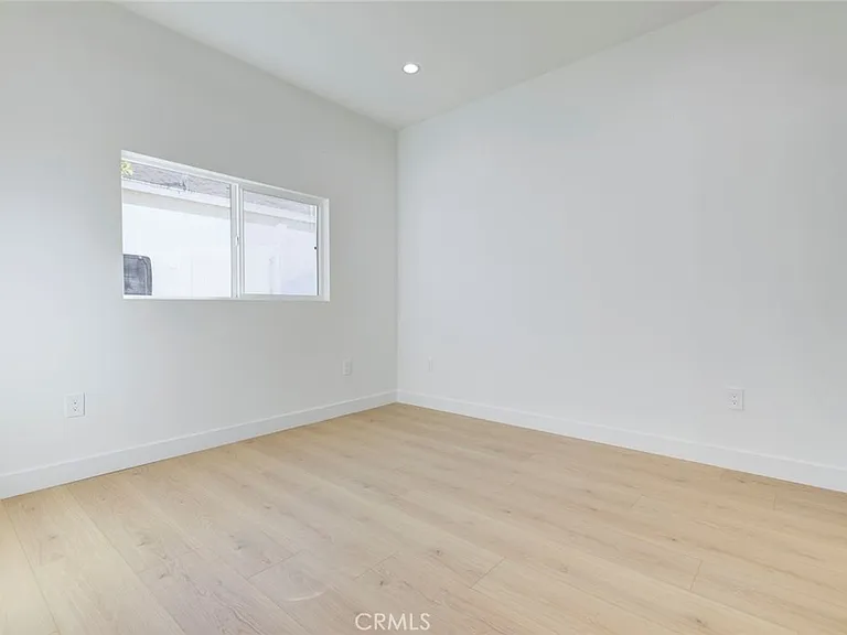 2242 N Keystone St — Photo 18