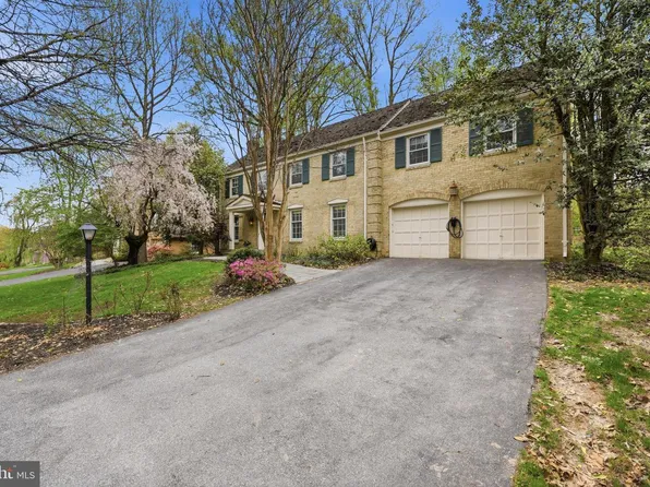 9004 Copenhaver Dr, Rockville, MD 20854