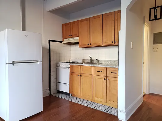 Rented by Avenue Sotheby's International Realty | media 4
