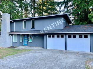 9825 241st Pl SW, Edmonds, WA 98020